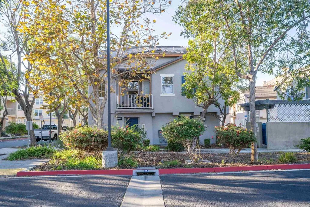 2728 Box Elder Court, Chula Vista, California 91915 home-pic-1